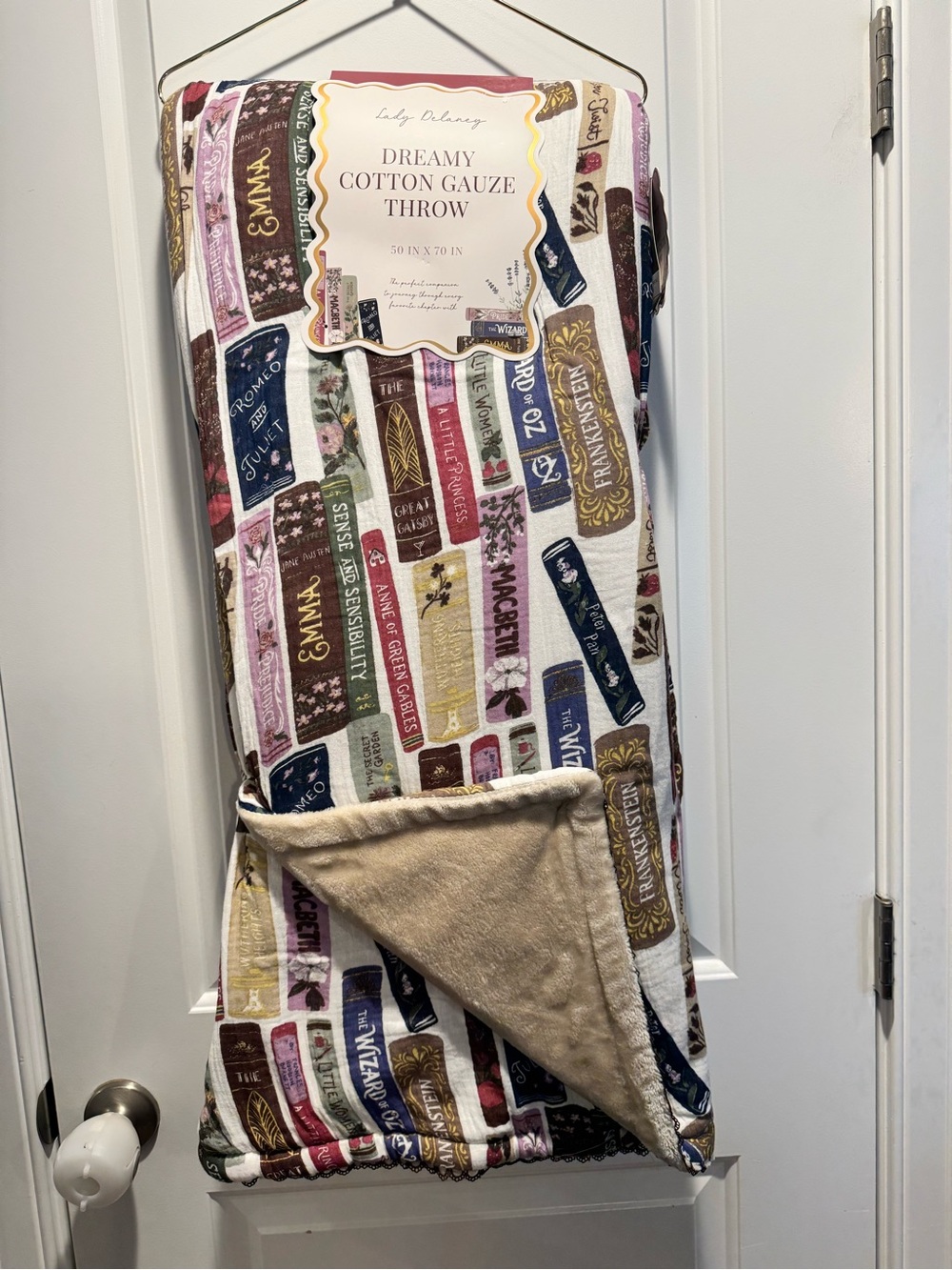 Dreamy Cotton Gauze Throw - literary Bookprint